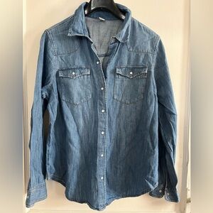 Jean shirt with pearly snaps Old Navy